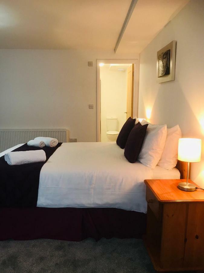 Beautiful Apartment,No 1, With Parking Ilfracombe Extérieur photo